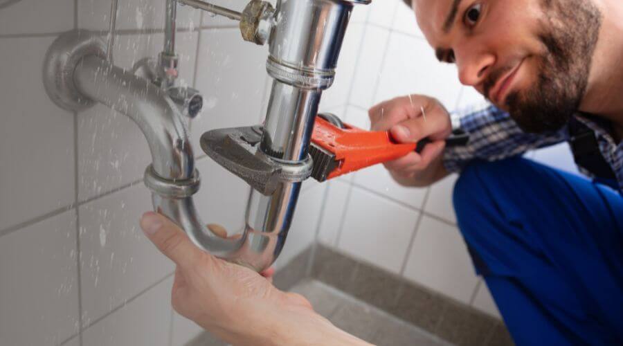 Local sewer line repair in Fellows, CA